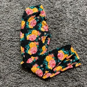 Lularoe Floral leggings